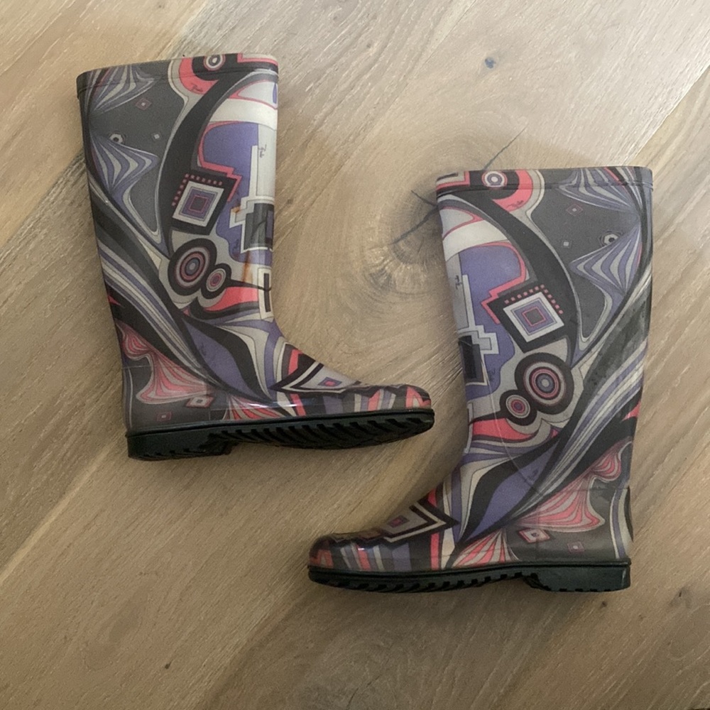 Emilio Pucci rainboots. - Picture 4 of 15